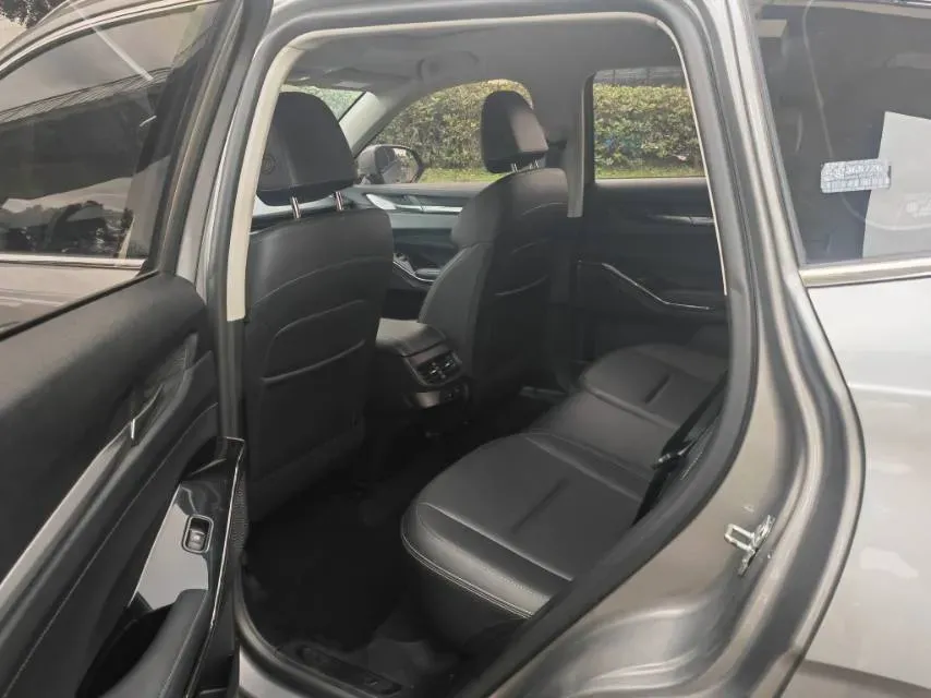 2021 Haval H6 2.0T 211HP L4 7DCT,autocango,china used car exporter,china ev exporter,chinese used car exporter,chinese used ev exporter