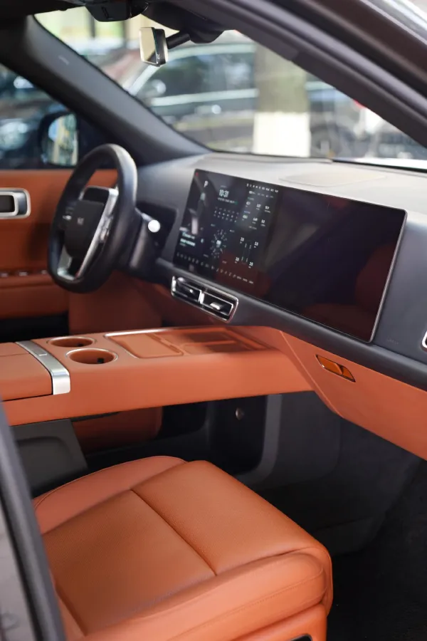 2024 Li L9 Range Extended 154HP REEV 52.3KWH,autocango,china used car exporter,china ev exporter,chinese used car exporter,chinese used ev exporter