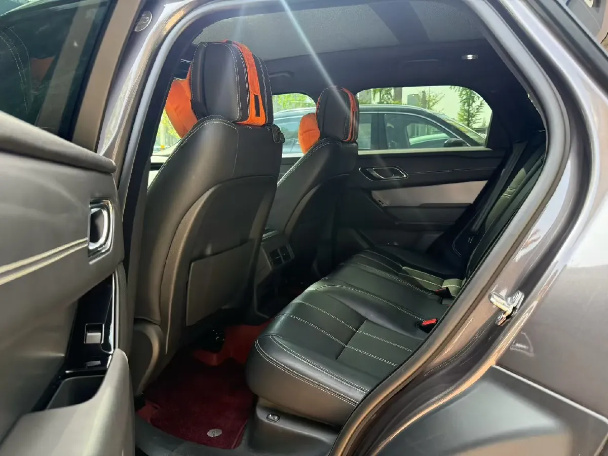 2022 Land Rover Range Rover Velar 2.0T 250HP L4 8AT,autocango,china used car exporter,china ev exporter,chinese used car exporter,chinese used ev exporter