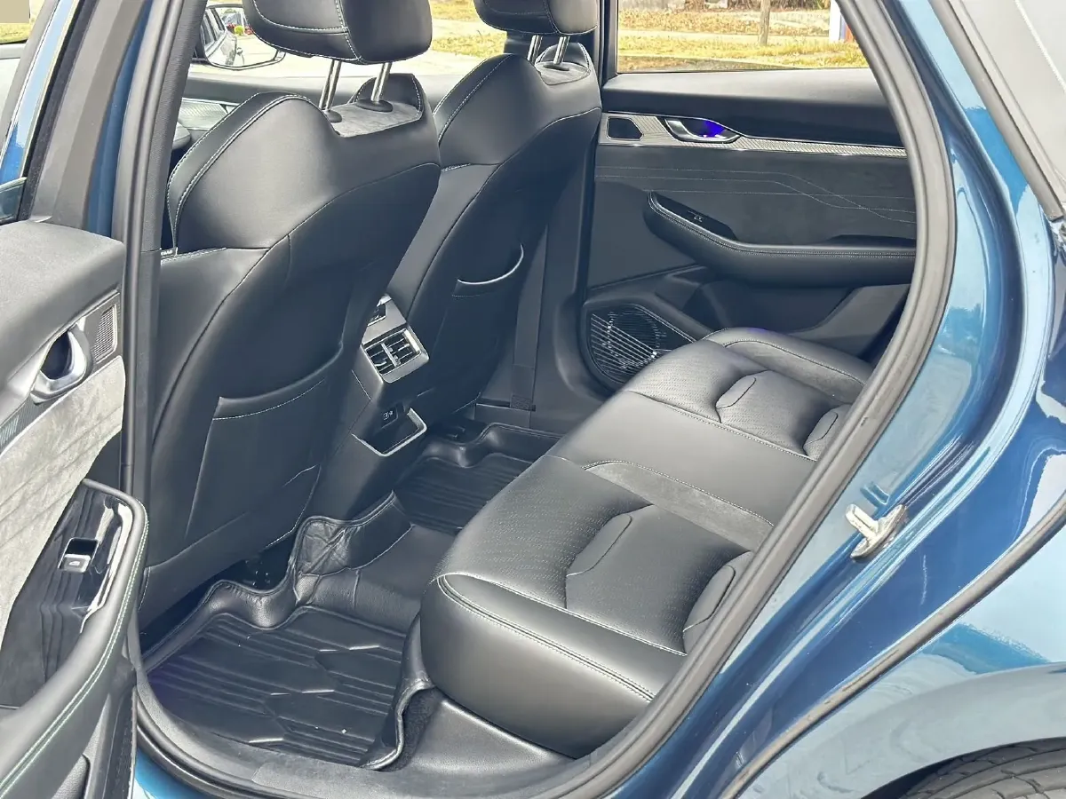 2023 Geely Preface 2.0T 190HP L4 7DCT,autocango,china used car exporter,china ev exporter,chinese used car exporter,chinese used ev exporter