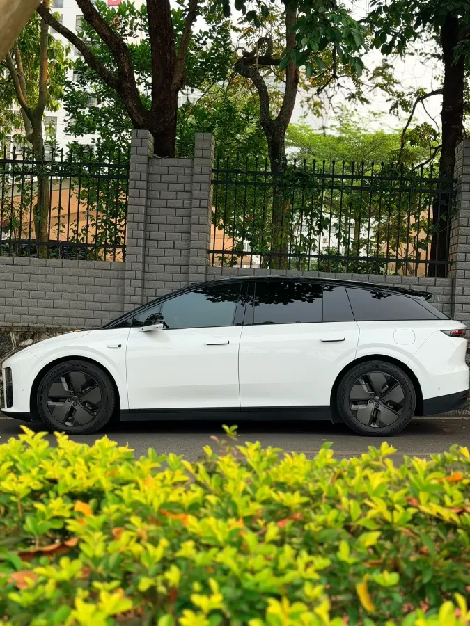 2025 Li i6 BEV,autocango,china used car exporter,china ev exporter,chinese used car exporter,chinese used ev exporter