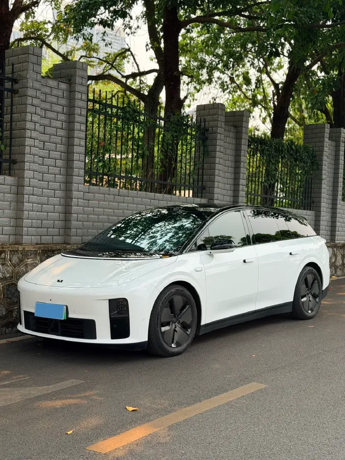 2025 Li i6 BEV,autocango,china used car exporter,china ev exporter,chinese used car exporter,chinese used ev exporter