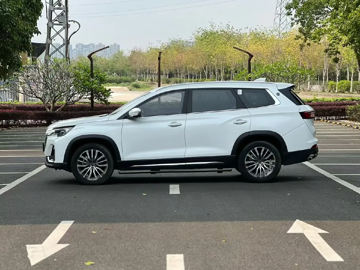2023 Jetour X90 Plus 1.6T 197HP L4 7DCT,autocango,china used car exporter,china ev exporter,chinese used car exporter,chinese used ev exporter