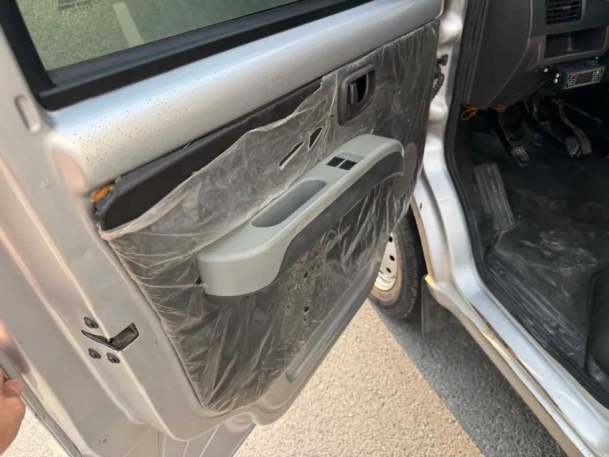 2019 WuLing RongGuang Mini Truck 1.5L 107HP L4 5MT,autocango,china used car exporter,china ev exporter,chinese used car exporter,chinese used ev exporter