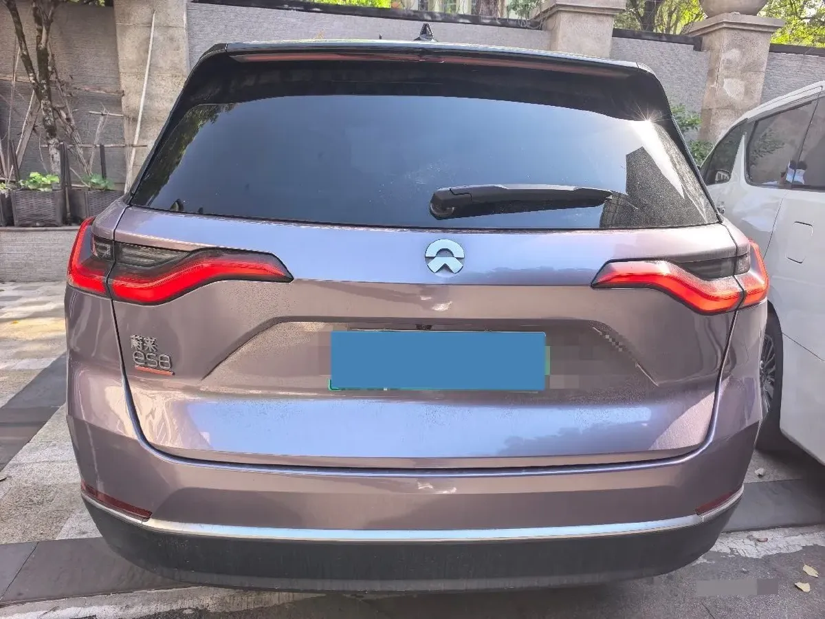 2022 NIO ES8 BEV 75KWH,autocango,china used car exporter,china ev exporter,chinese used car exporter,chinese used ev exporter