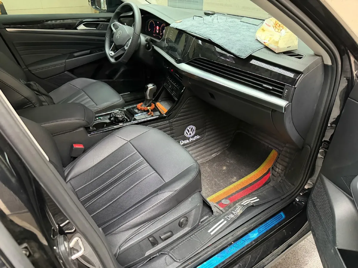 2025 Volkswagen Passat 2.0T 186HP L4 7DCT,autocango,china used car exporter,china ev exporter,chinese used car exporter,chinese used ev exporter