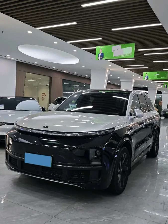 2023 Li L8 Range Extended 154HP REEV 40.9KWH,autocango,china used car exporter,china ev exporter,chinese used car exporter,chinese used ev exporter