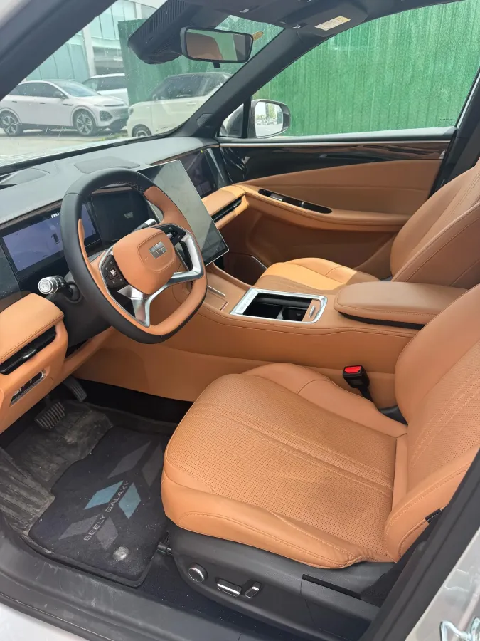 2025 Geely Galaxy L7 1.5L 112HP L4 1DHT PHEV 18.4KWH,autocango,china used car exporter,china ev exporter,chinese used car exporter,chinese used ev exporter