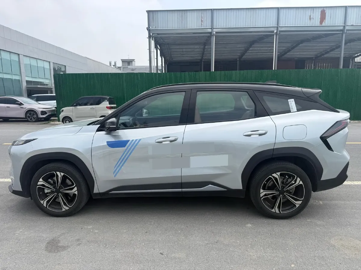 2025 Geely Galaxy L7 1.5L 112HP L4 1DHT PHEV 18.4KWH,autocango,china used car exporter,china ev exporter,chinese used car exporter,chinese used ev exporter