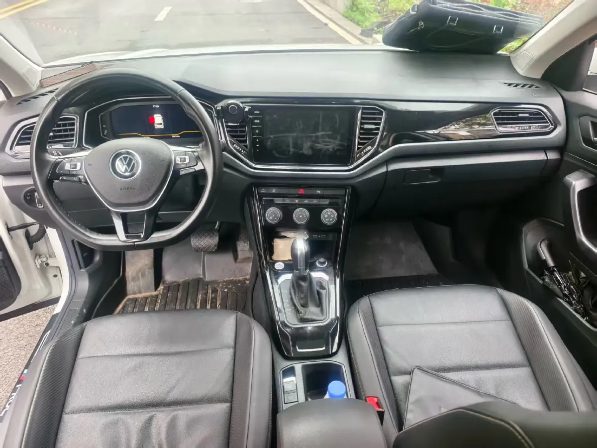 2022 Volkswagen T-Roc 1.4T 150HP L4 7DCT,autocango,china used car exporter,china ev exporter,chinese used car exporter,chinese used ev exporter