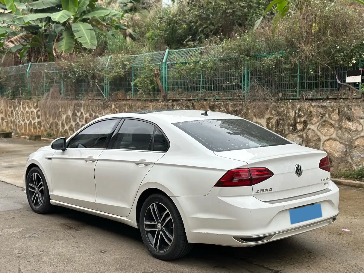 2019 Volkswagen Passat 1.4T 150HP L4 7DCT,autocango,china used car exporter,china ev exporter,chinese used car exporter,chinese used ev exporter