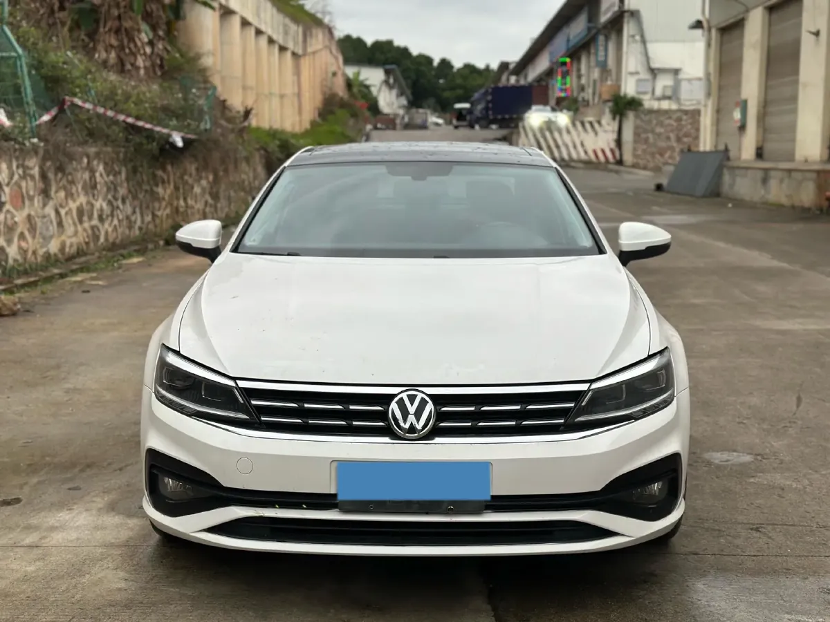 2019 Volkswagen Passat 1.4T 150HP L4 7DCT,autocango,china used car exporter,china ev exporter,chinese used car exporter,chinese used ev exporter