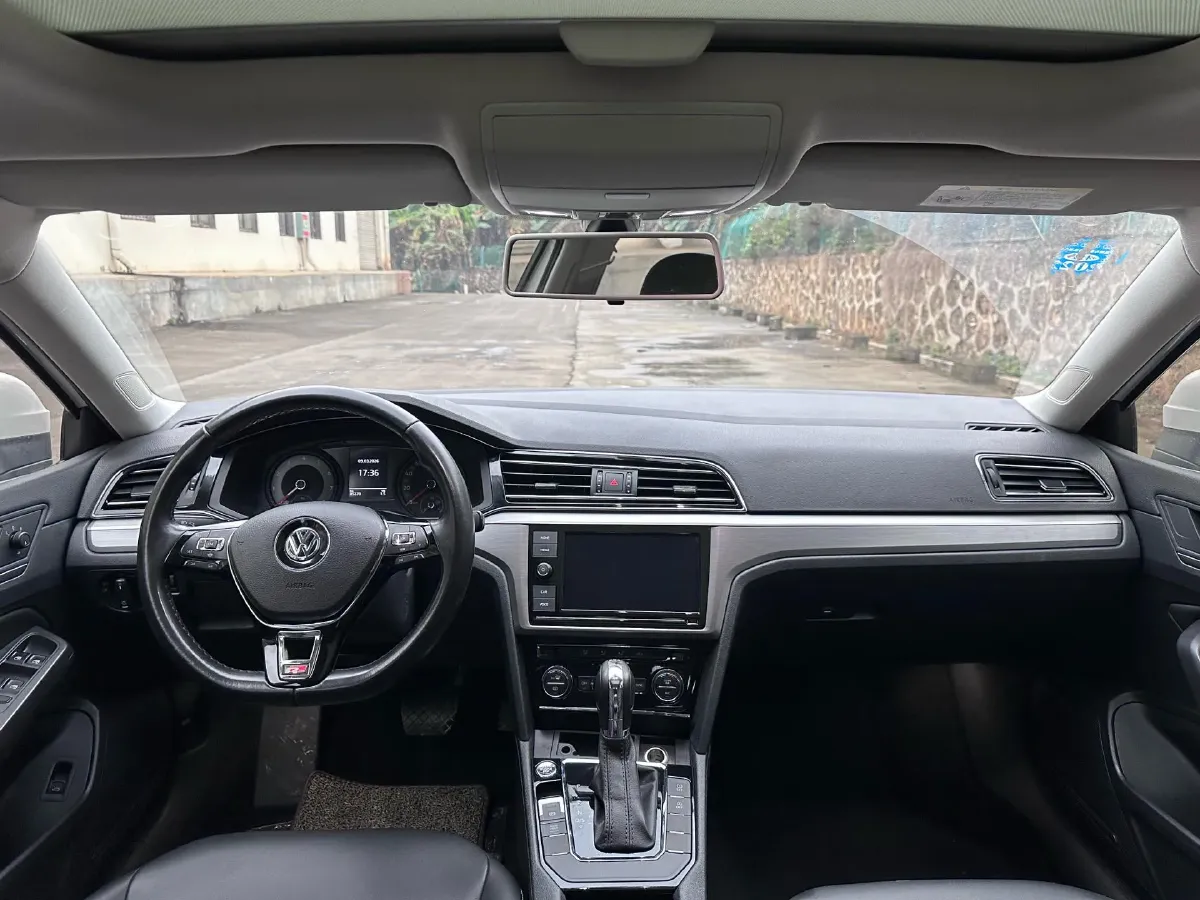 2019 Volkswagen Passat 1.4T 150HP L4 7DCT,autocango,china used car exporter,china ev exporter,chinese used car exporter,chinese used ev exporter