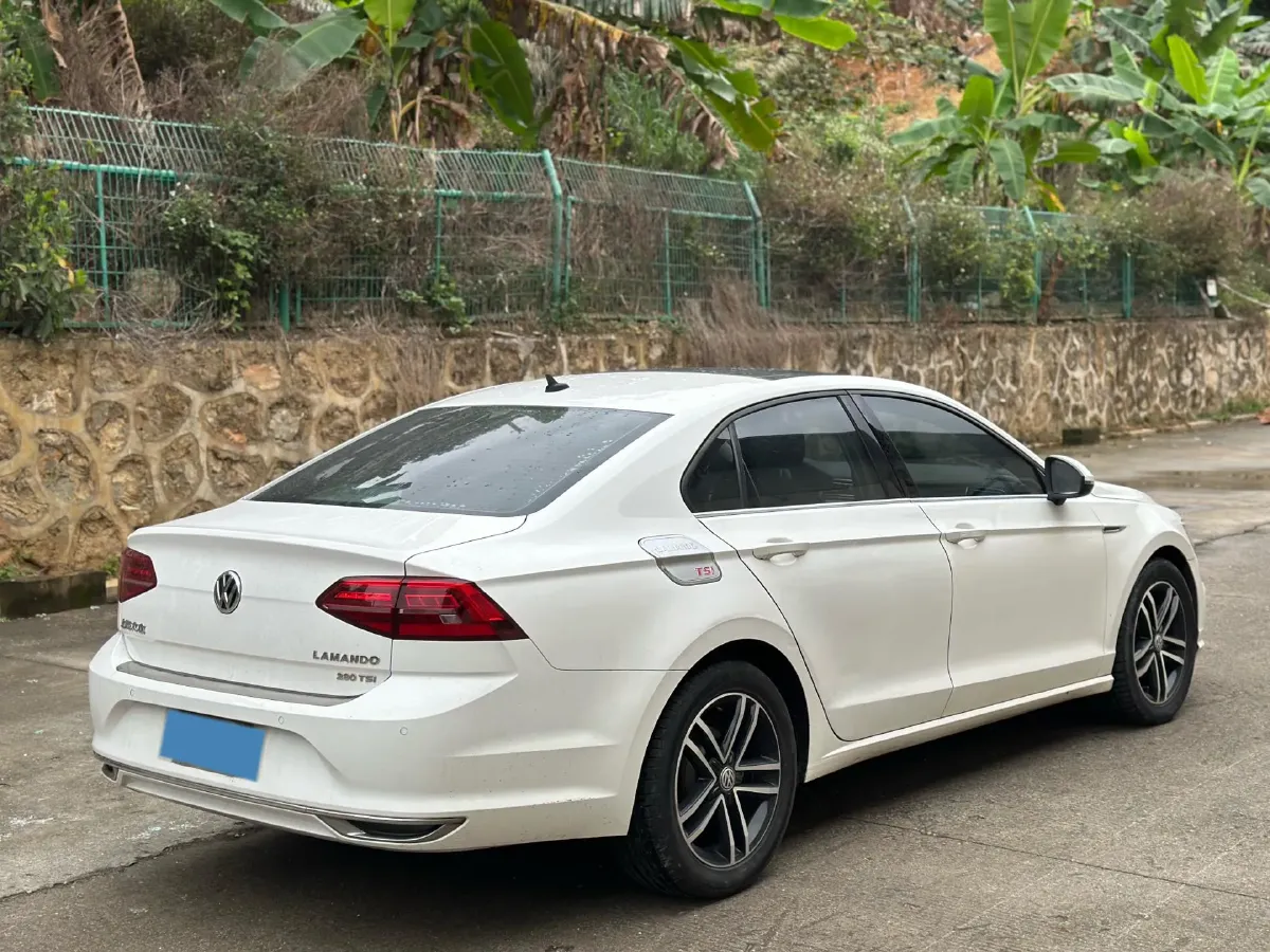 2019 Volkswagen Passat 1.4T 150HP L4 7DCT,autocango,china used car exporter,china ev exporter,chinese used car exporter,chinese used ev exporter