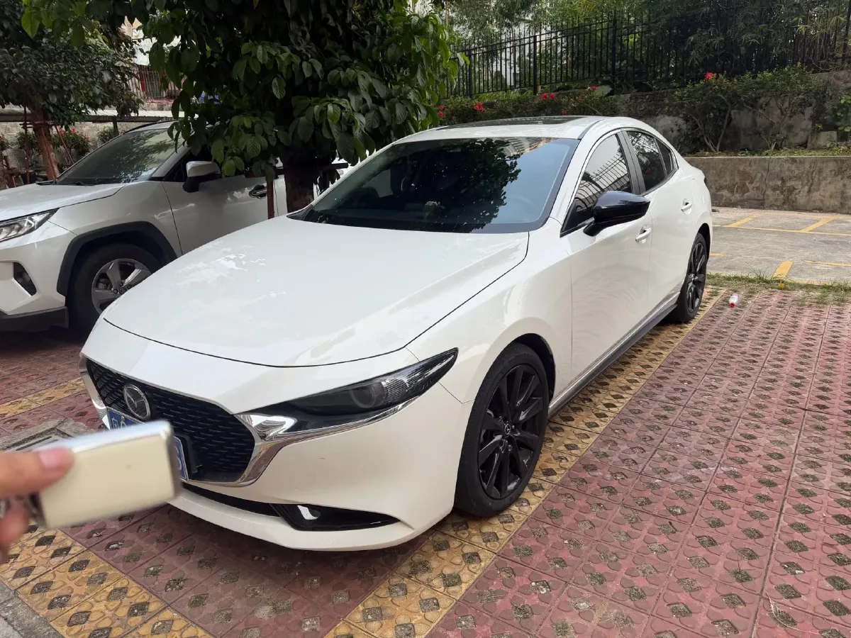 2023 Mazda 3 Axela 2.0L 158HP L4 6AT,autocango,china used car exporter,china ev exporter,chinese used car exporter,chinese used ev exporter