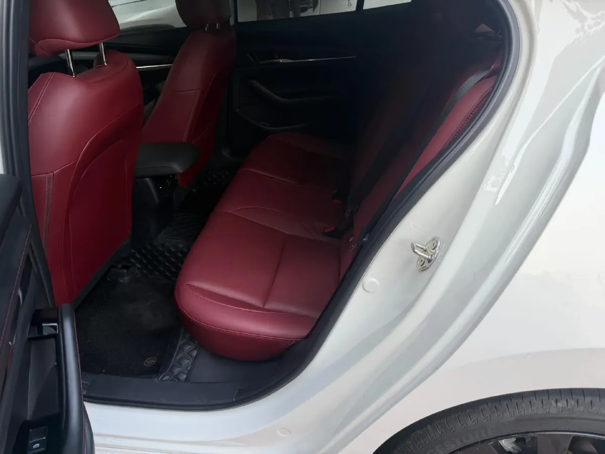 2023 Mazda 3 Axela 2.0L 158HP L4 6AT,autocango,china used car exporter,china ev exporter,chinese used car exporter,chinese used ev exporter