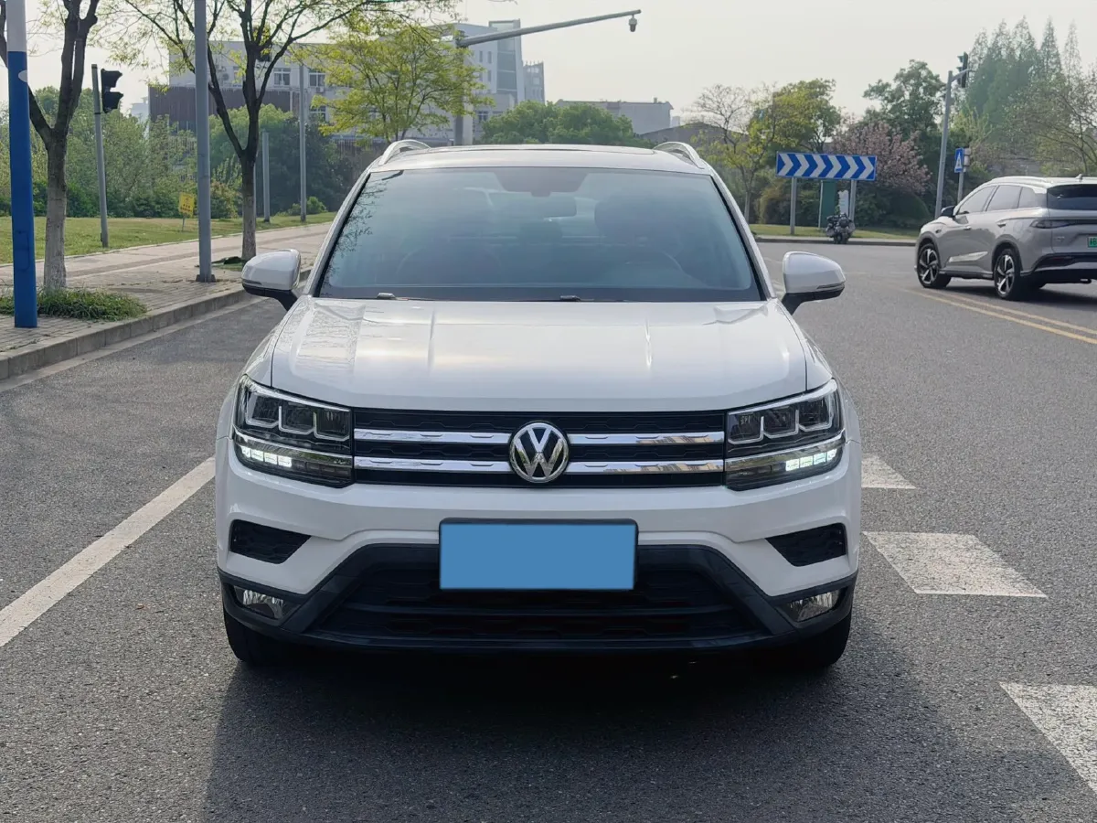 2020 Volkswagen Tharu 1.4T 150HP L4 7DCT,autocango,china used car exporter,china ev exporter,chinese used car exporter,chinese used ev exporter