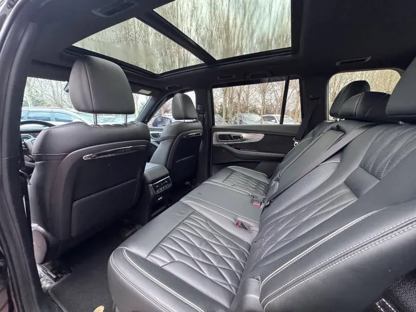 2022 GAC Trumpchi GS8 2.0T 190HP L4 E-CVT Hybrid,autocango,china used car exporter,china ev exporter,chinese used car exporter,chinese used ev exporter