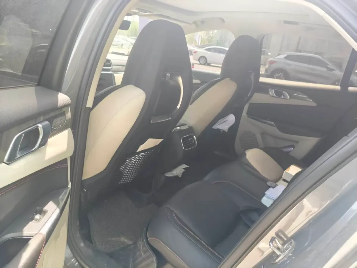 2018 Toyota C-HR 2.0L 171HP L4 CVT,autocango,china used car exporter,china ev exporter,chinese used car exporter,chinese used ev exporter