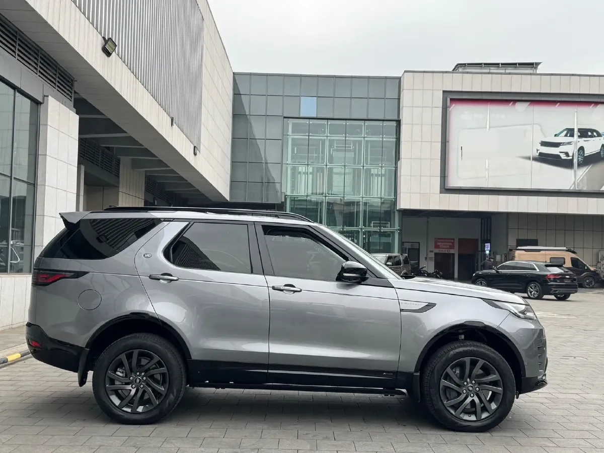2021 Land Rover Discovery 3.0T 360HP L6 8AT,autocango,china used car exporter,china ev exporter,chinese used car exporter,chinese used ev exporter