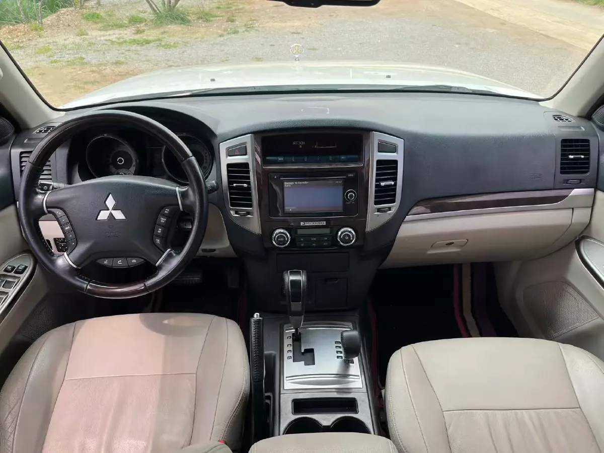 2017 Honda Jade 1.8L 141HP L4 5AT,autocango,china used car exporter,china ev exporter,chinese used car exporter,chinese used ev exporter