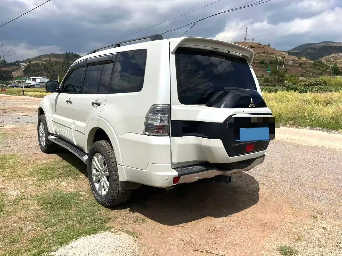 2017 Honda Jade 1.8L 141HP L4 5AT,autocango,china used car exporter,china ev exporter,chinese used car exporter,chinese used ev exporter