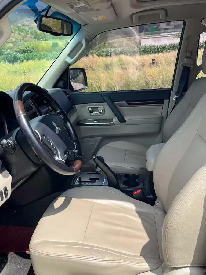 2017 Honda Jade 1.8L 141HP L4 5AT,autocango,china used car exporter,china ev exporter,chinese used car exporter,chinese used ev exporter