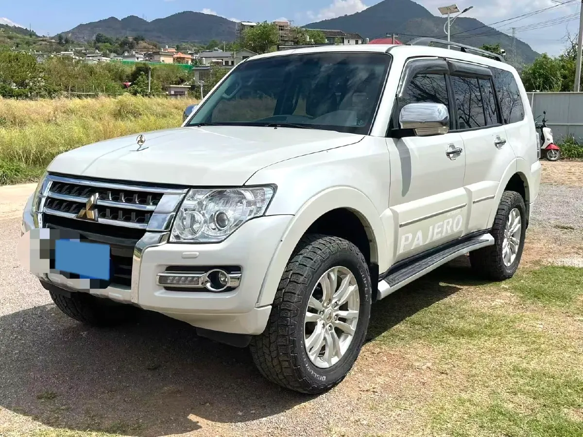 2017 Honda Jade 1.8L 141HP L4 5AT,autocango,china used car exporter,china ev exporter,chinese used car exporter,chinese used ev exporter