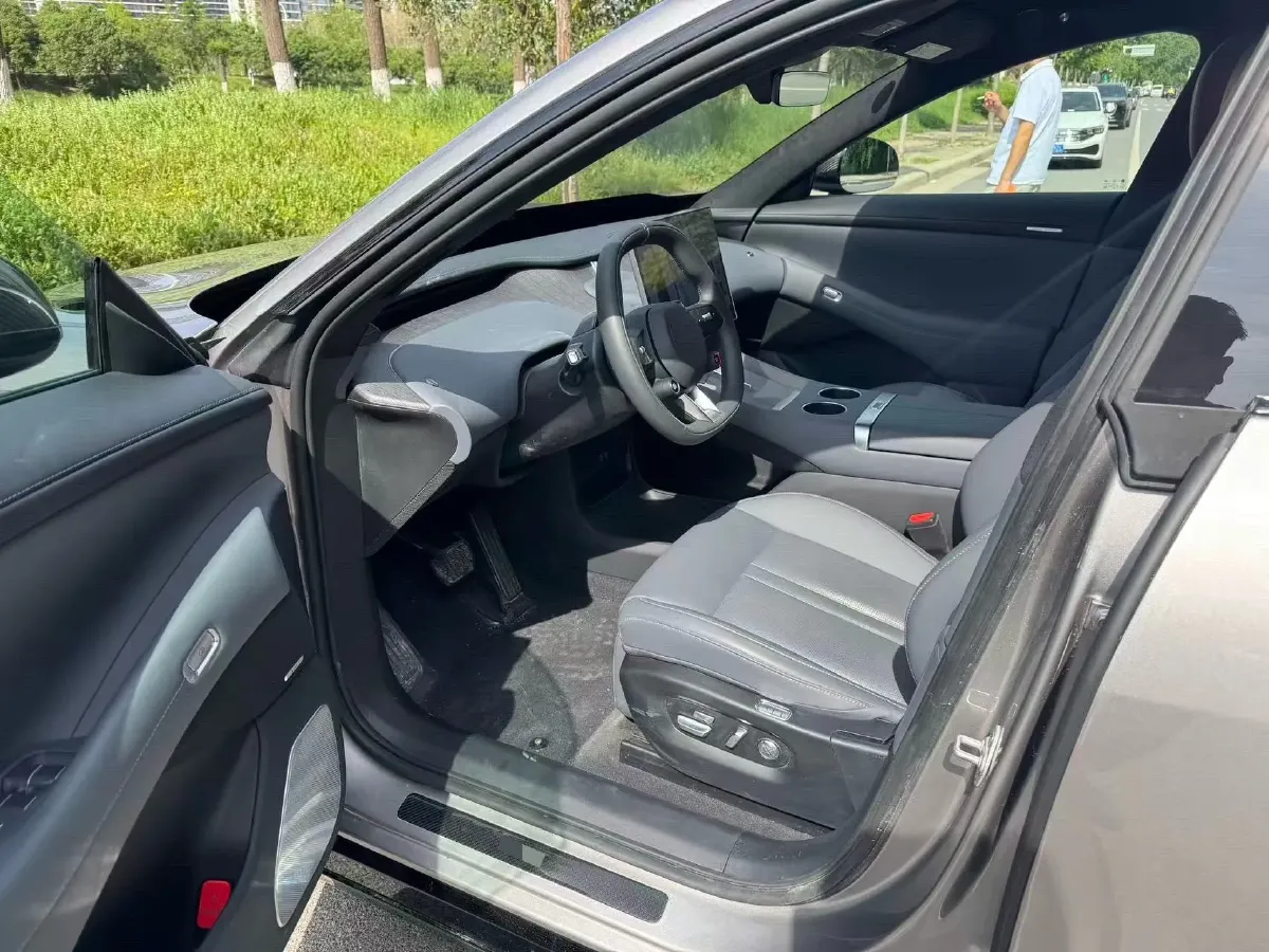 2025 MI YU7 BEV 101.7KWH,autocango,china used car exporter,china ev exporter,chinese used car exporter,chinese used ev exporter