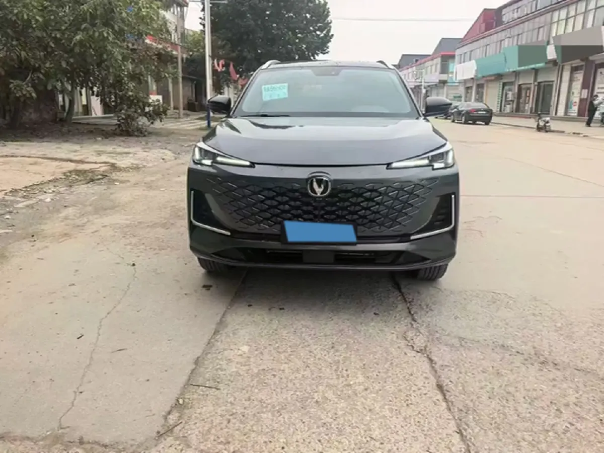 2024 ChangAn CS55 Plus 1.5T 188HP L4 7DCT,autocango,china used car exporter,china ev exporter,chinese used car exporter,chinese used ev exporter