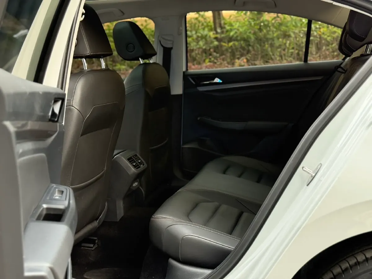 2021 Volkswagen Bora 1.4T 150HP L4 7DCT,autocango,china used car exporter,china ev exporter,chinese used car exporter,chinese used ev exporter