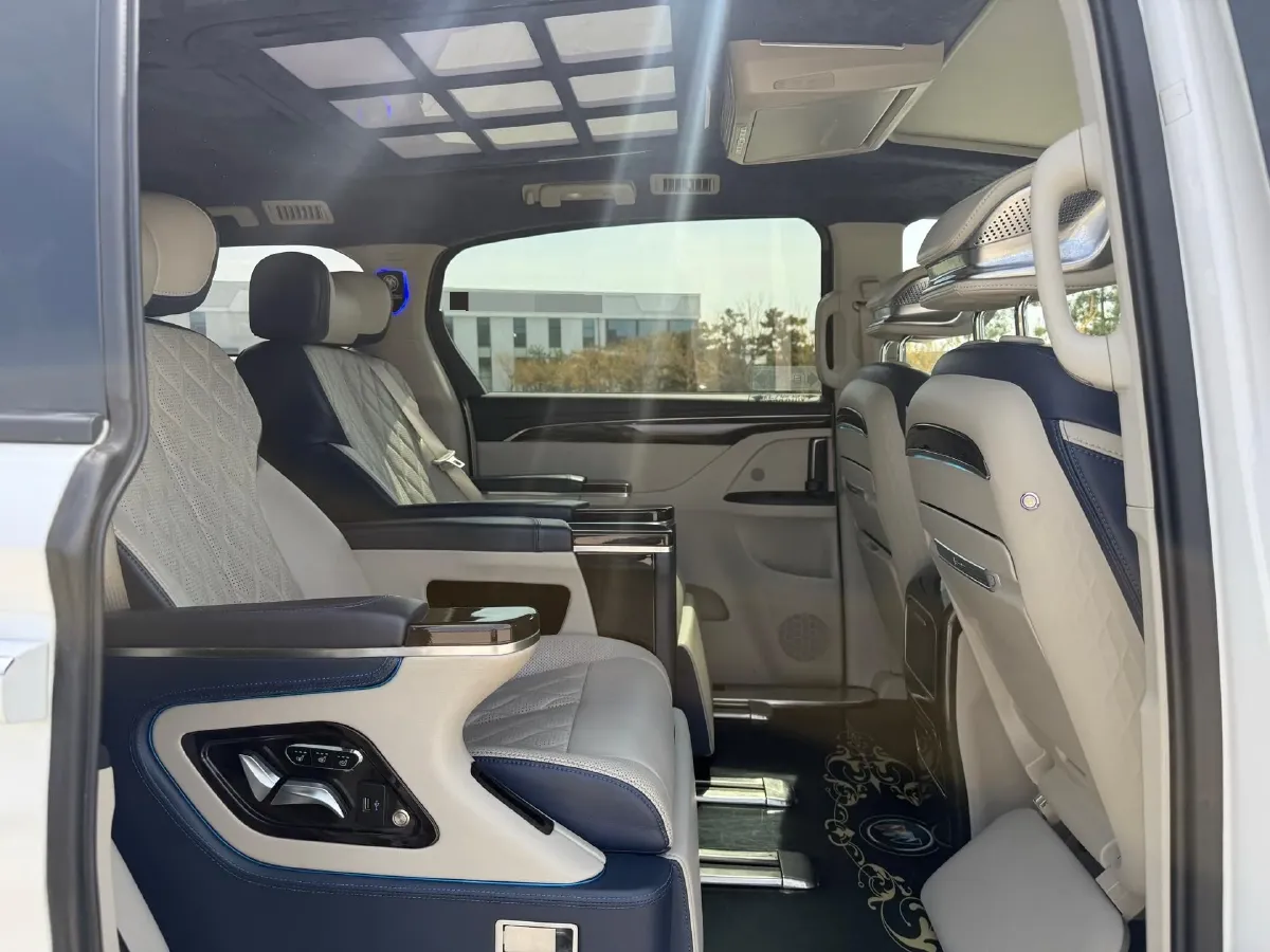 2018 Buick GL8 2.0T 260HP L4 6AT,autocango,china used car exporter,china ev exporter,chinese used car exporter,chinese used ev exporter