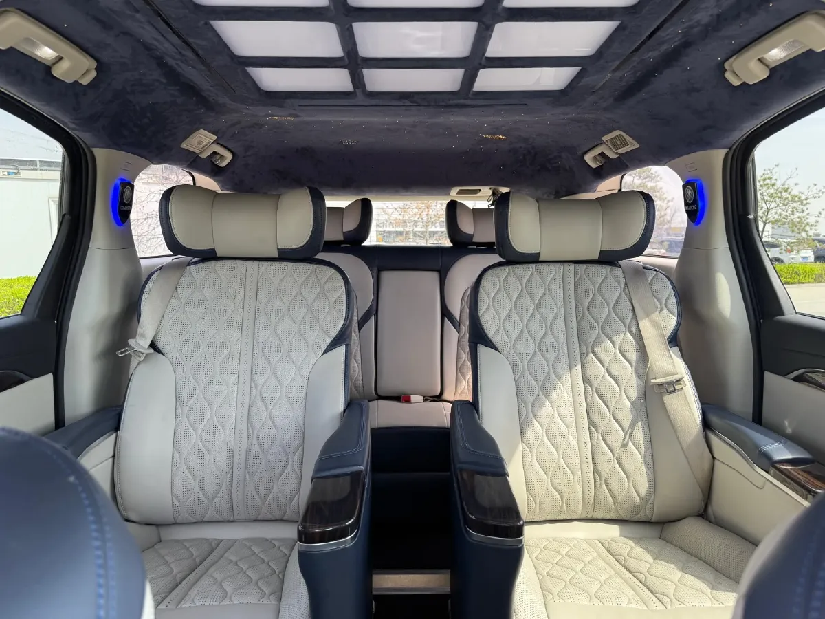 2018 Buick GL8 2.0T 260HP L4 6AT,autocango,china used car exporter,china ev exporter,chinese used car exporter,chinese used ev exporter