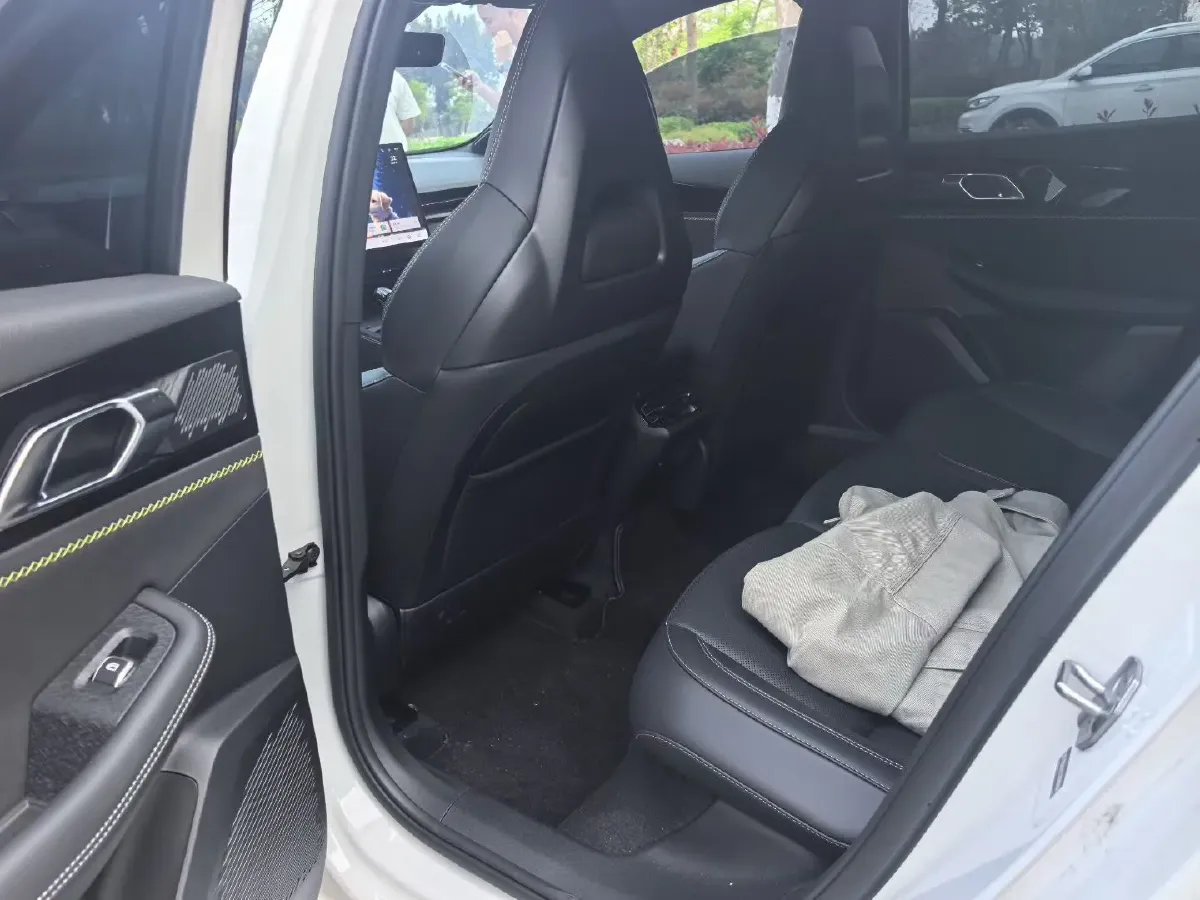 2026 LYNK&CO 03 1.5T 181HP L4 7DCT,autocango,china used car exporter,china ev exporter,chinese used car exporter,chinese used ev exporter