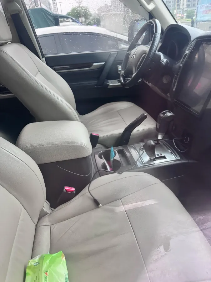 2017 Honda Jade 1.8L 141HP L4 5AT,autocango,china used car exporter,china ev exporter,chinese used car exporter,chinese used ev exporter