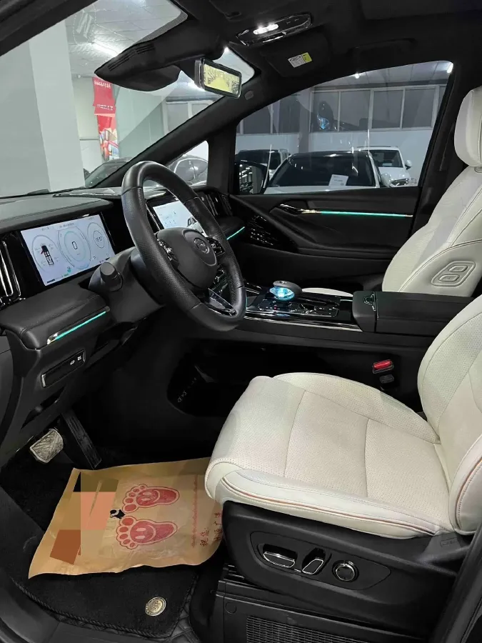 2023 GAC Trumpchi M8 2.0T 190HP L4 E-CVT Hybrid,autocango,china used car exporter,china ev exporter,chinese used car exporter,chinese used ev exporter