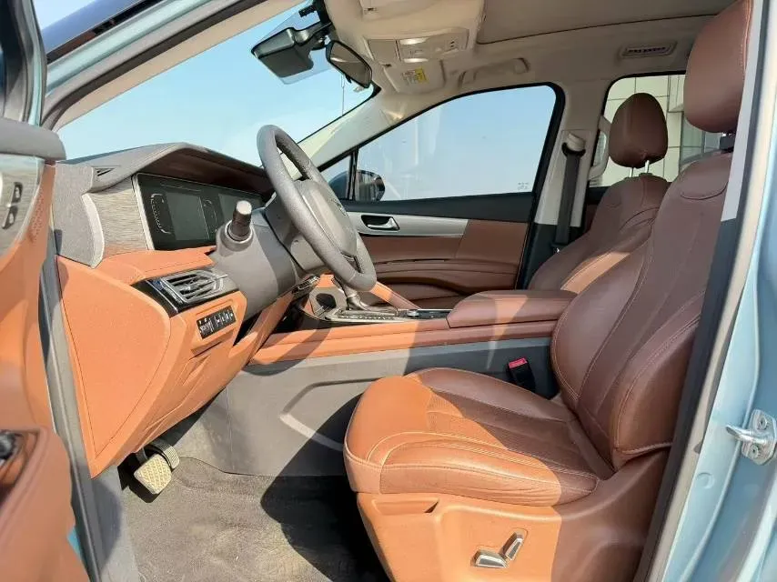 2020 HaiMa 7X 1.6T 195HP L4 6AT,autocango,china used car exporter,china ev exporter,chinese used car exporter,chinese used ev exporter