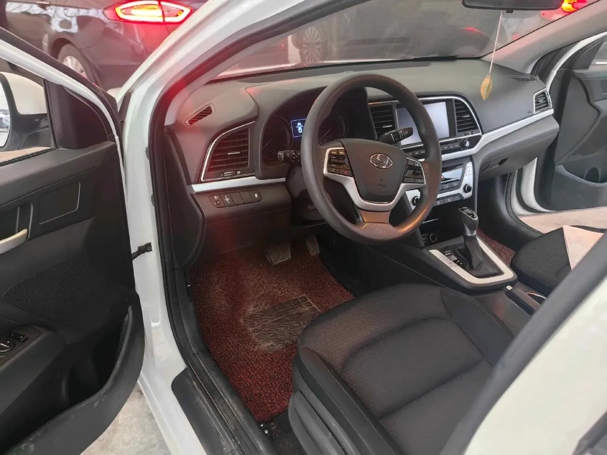 2016 Hyundai Elantra 1.6L 130HP L4 6AT,autocango,china used car exporter,china ev exporter,chinese used car exporter,chinese used ev exporter