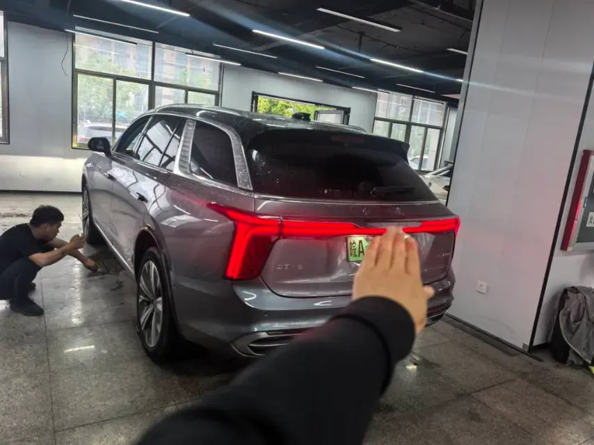 2021 HongQi E-HS9 BEV 99KWH,autocango,china used car exporter,china ev exporter,chinese used car exporter,chinese used ev exporter