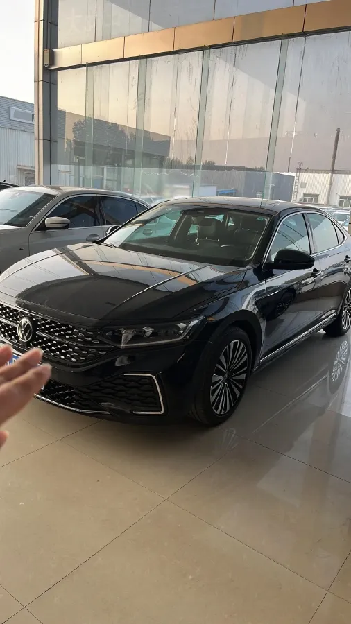 2021 Volkswagen Passat 2.0T 186HP L4 7DCT,autocango,china used car exporter,china ev exporter,chinese used car exporter,chinese used ev exporter