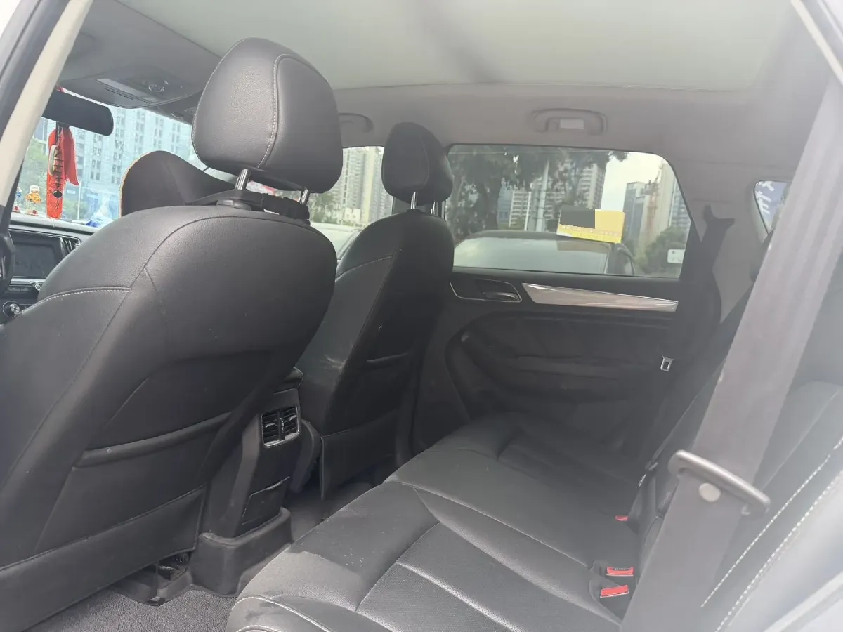 2018 Roewe RX5 1.5T 169HP L4 7DCT,autocango,china used car exporter,china ev exporter,chinese used car exporter,chinese used ev exporter