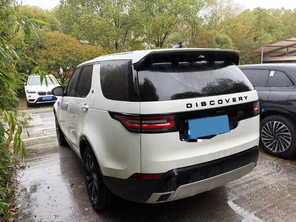 2020 Land Rover Discovery 2.0T 300HP L4 8AT,autocango,china used car exporter,china ev exporter,chinese used car exporter,chinese used ev exporter