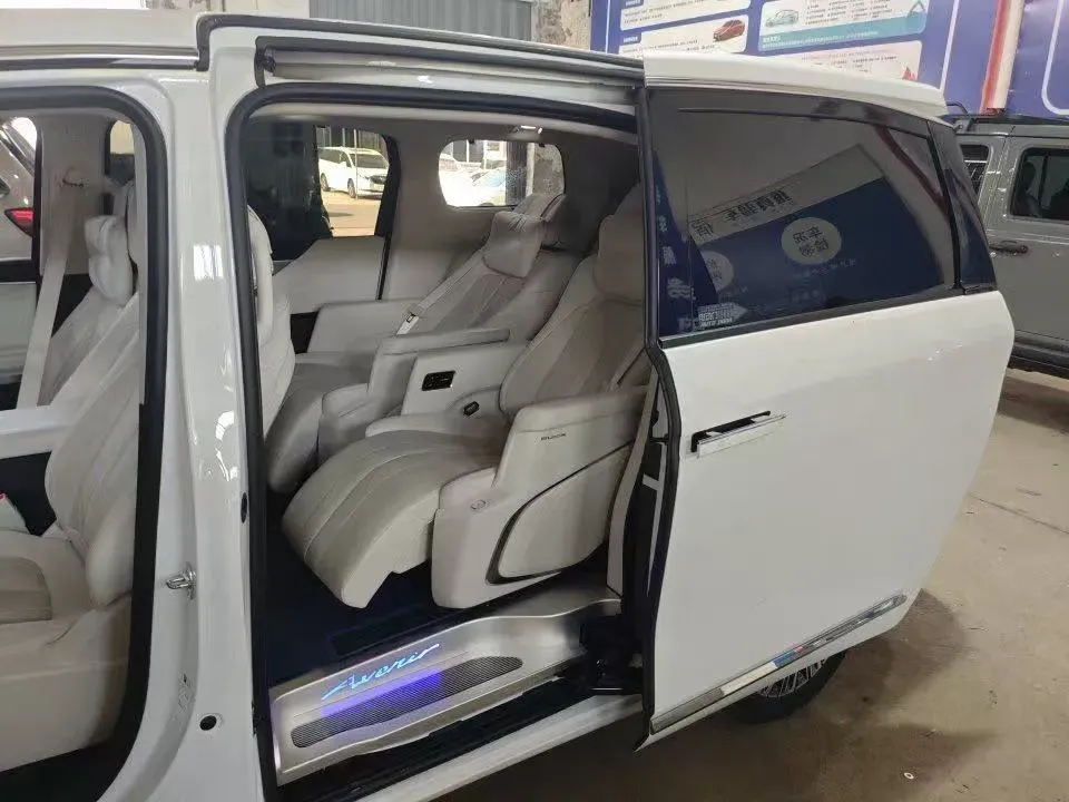 2024 Buick GL8 1.5T 180HP L4 2DHT PHEV 24.4KWH,autocango,china used car exporter,china ev exporter,chinese used car exporter,chinese used ev exporter
