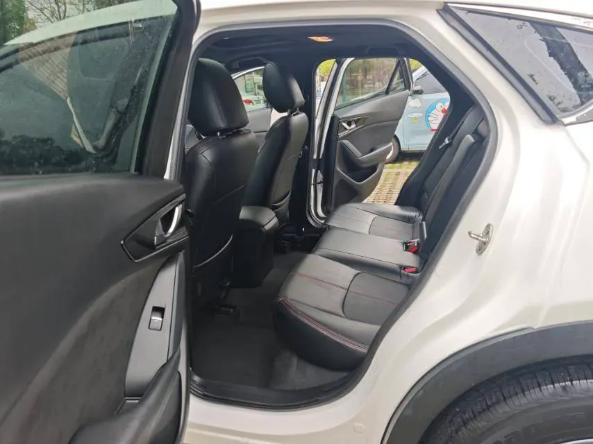 2021 Mazda CX-4 2.0L 158HP L4 6AT,autocango,china used car exporter,china ev exporter,chinese used car exporter,chinese used ev exporter