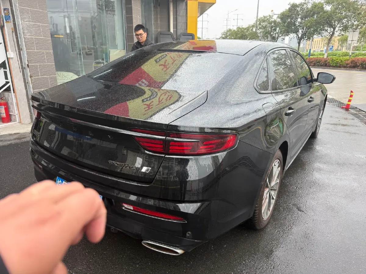 2023 Geely Preface 2.0T 190HP L4 7DCT,autocango,china used car exporter,china ev exporter,chinese used car exporter,chinese used ev exporter