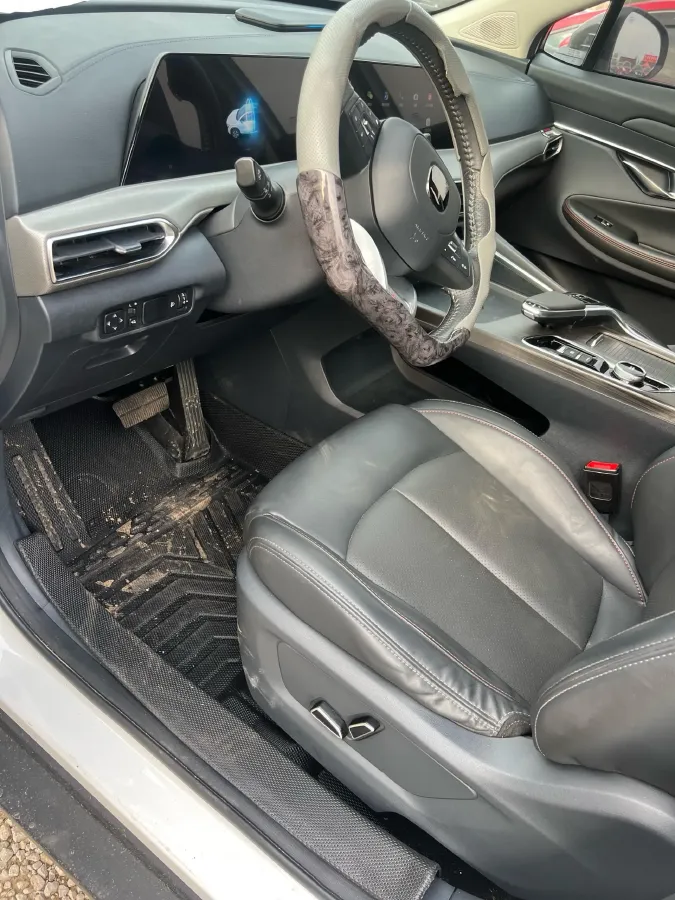 2021 ChangAn UNI-T 1.5T 180HP L4 7DCT,autocango,china used car exporter,china ev exporter,chinese used car exporter,chinese used ev exporter