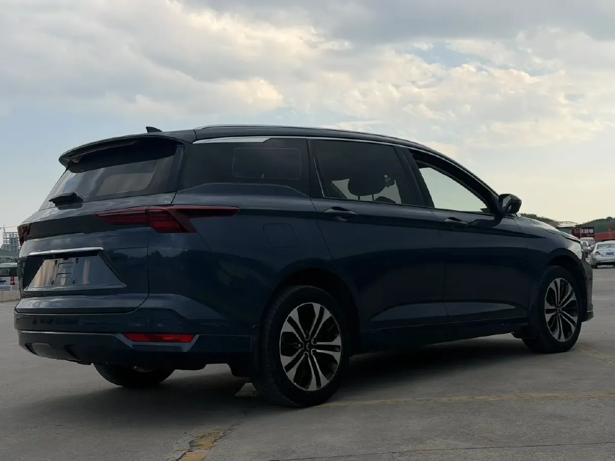 2020 WuLing KaiJie 1.5T 147HP L4 CVT,autocango,china used car exporter,china ev exporter,chinese used car exporter,chinese used ev exporter