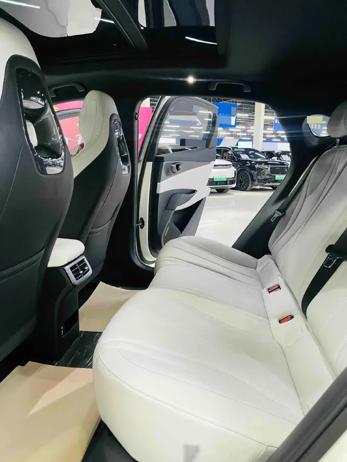 2024 BYD Seal 06 1.5L 101HP L4 E-CVT PHEV 15.87KWH,autocango,china used car exporter,china ev exporter,chinese used car exporter,chinese used ev exporter