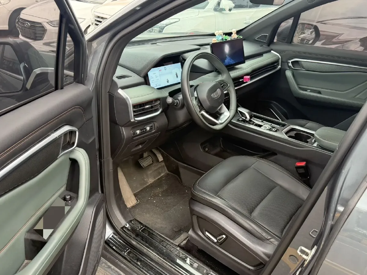 2023 Geely Okavango L 2.0T 218HP L4 7DCT,autocango,china used car exporter,china ev exporter,chinese used car exporter,chinese used ev exporter