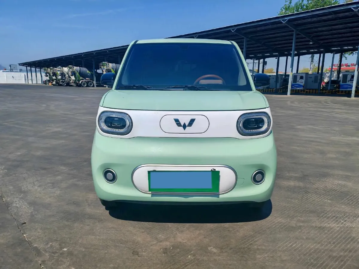 2024 WuLing HongGuang MINI EV BEV 17.3KWH,autocango,china used car exporter,china ev exporter,chinese used car exporter,chinese used ev exporter